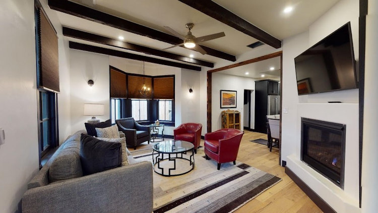 New Luxury Accommodations in Santa Fe, New Mexico